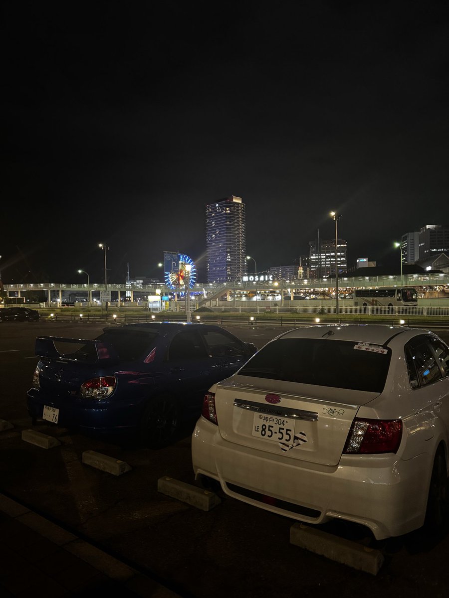 karayan12's tweet photo. スタバ到着 https://t.co/2MuTYJdYZy
