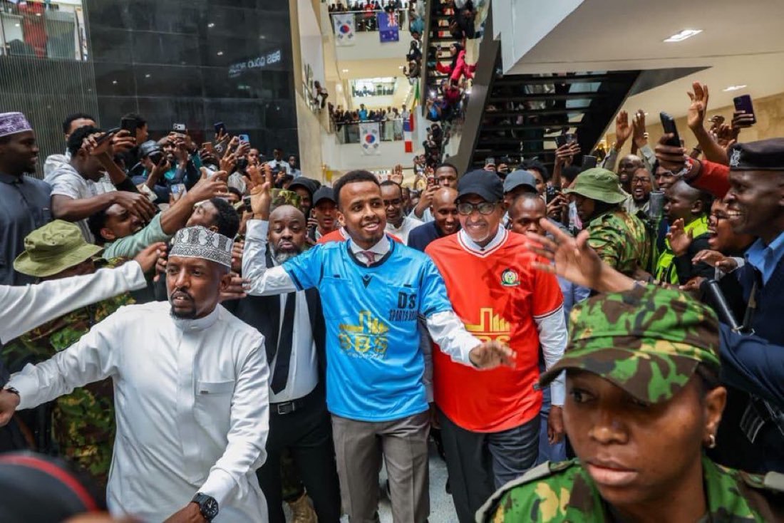 muchogokariuki's tweet photo. Hawa wangekuwa wakikuyu na Ayatollah akuwe uhuru mngeskia vile tungeitwa wakabila. https://t.co/828sneQvdU