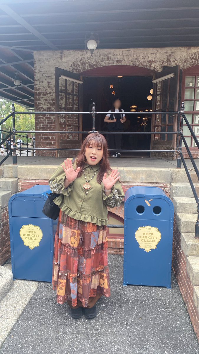 akitto_magic's tweet photo. あのぉ・・・

お姉さん、
そこ、別に写真スポットじゃないですよ。

#10年ぶりくらい https://t.co/ZUAY3c56bG