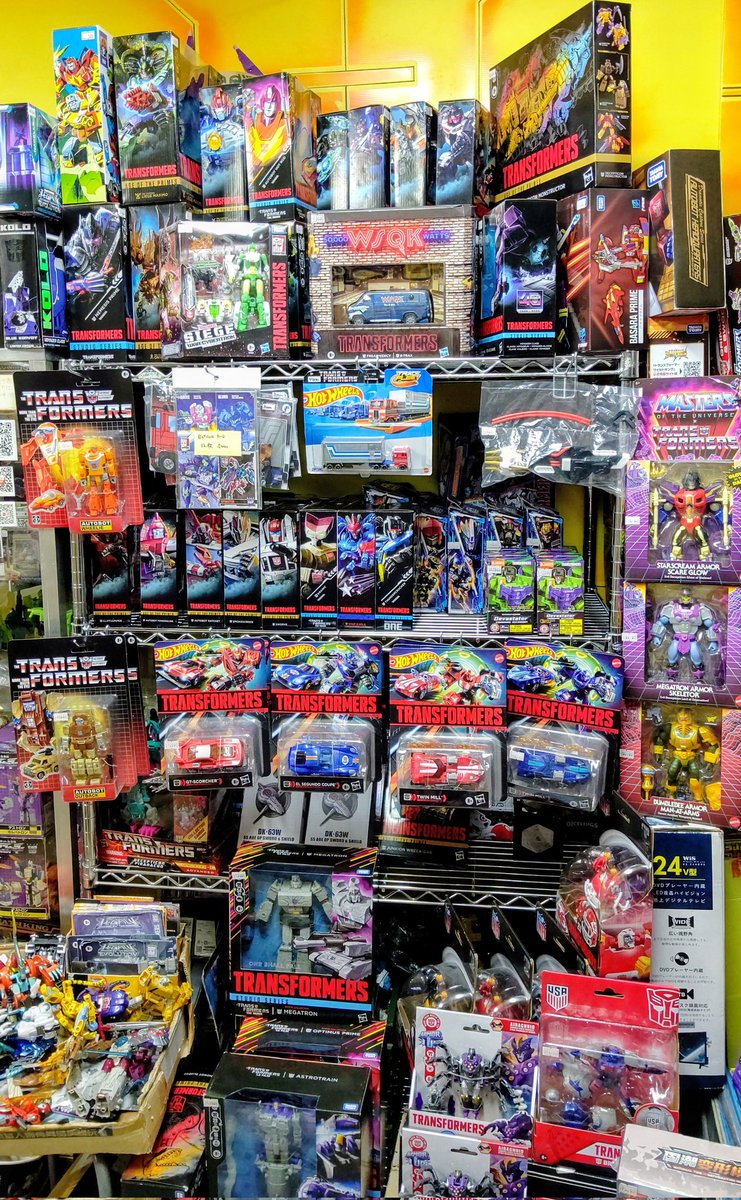 User334555735's tweet photo. #Transformers
#siege
#shatteredglass
#legacy
#studioseries
#RiseOfTheBeasts
#buzzworthy
#generationselect
#diaclone
#TransformersOne
#ageoftheprimes

お店開けさせて頂いております🙏😌

新入荷・再入荷させて頂いております🙏😌

次ページ↓より商品を記載致しま https://t.co/uugPEFM4F8
