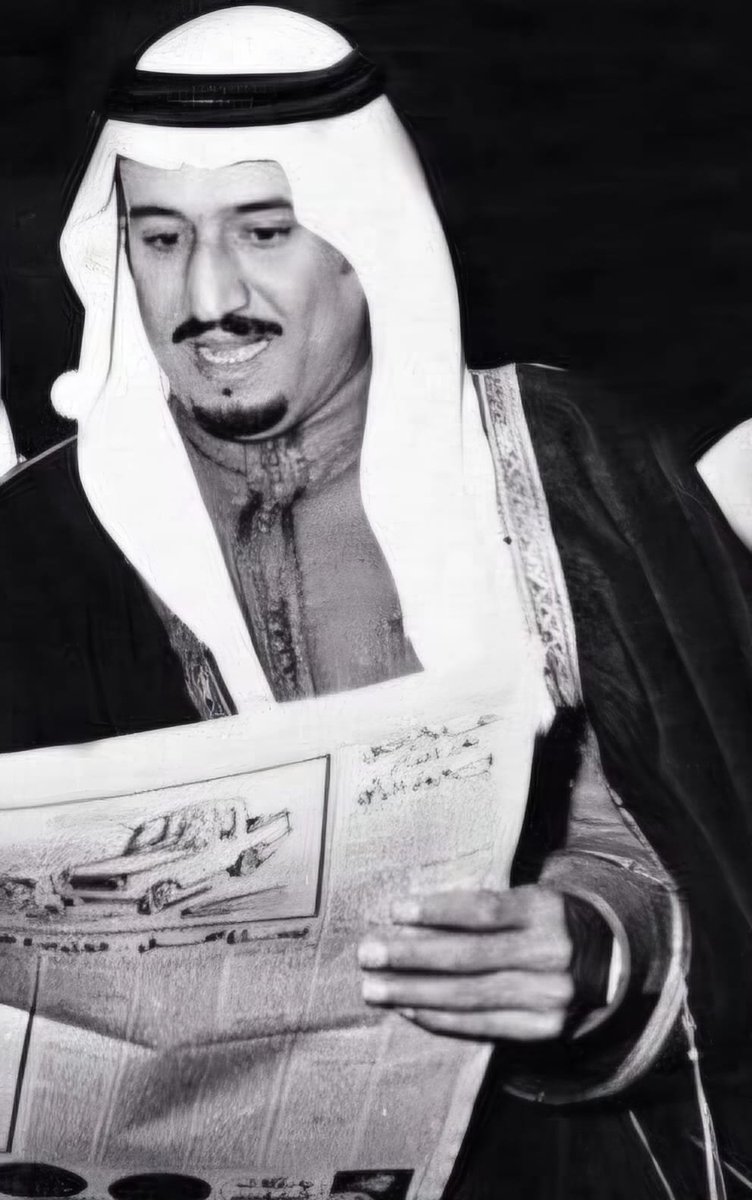 redsea56's tweet photo. @sahemaldajany @emara_alriyadh @abosalman16 عنوانٌ يختصر نهجًا كاملًا   " مجلةٌ يصنعها المواطن" رؤيةٌ مبكرة بقلم سيدي خادم الحرمين الشريفين الملك سلمان بن عبدالعزيز أيده الله تؤكد أن المواطن هو أساس التنمية وشريك النجاح شكرًا أخي سهم على هذا التوثيق الجميل. 🇸🇦 https://t.co/1r3kEK5d2Z