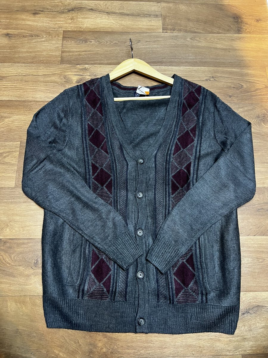 ChampPlug's tweet photo. Newstock
Caddigan sweaters

Size xlarge
Price 1200
Dm app call 0790027817 https://t.co/Xg1nr0GrcL