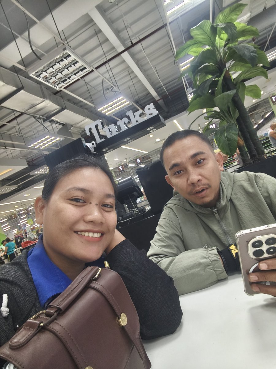 _chikaykay's tweet photo. Happy 51st to us my one and only lover😘♥️ I love you kaayu♥️ https://t.co/JP2SpnHIEj