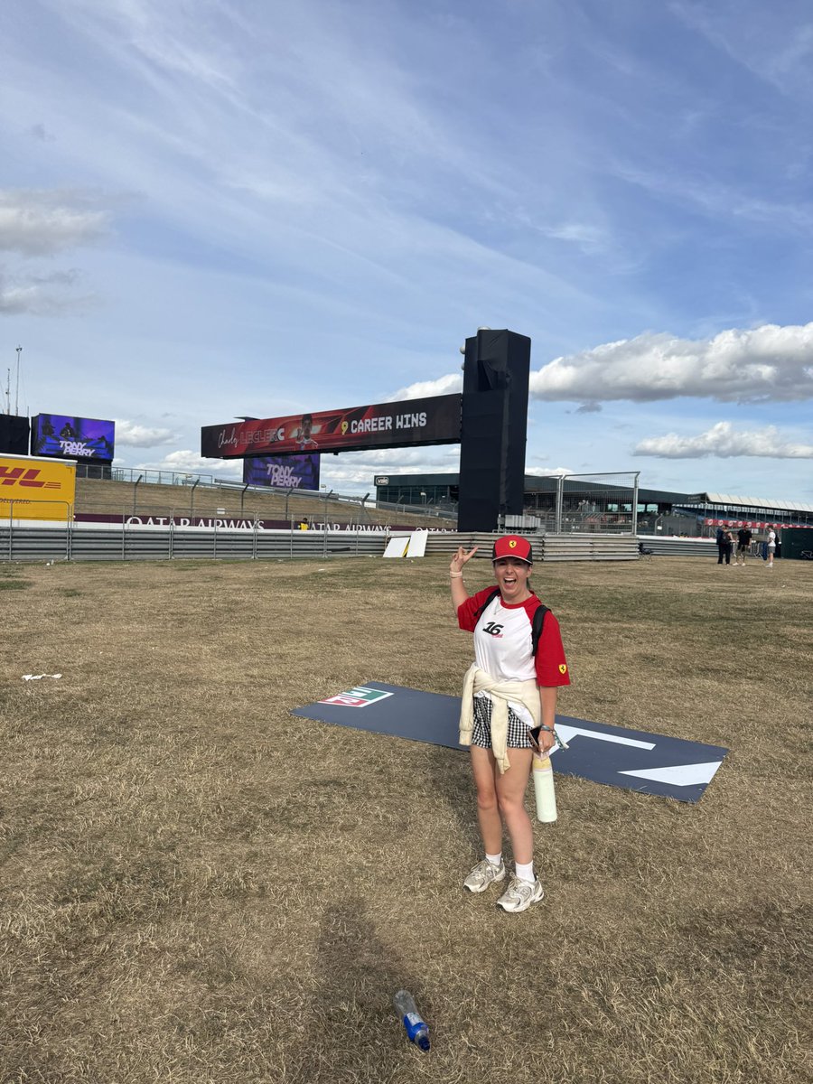 beccasmallworld's tweet photo. And people still question why I choose to be a Charles/Ferrari fan ❤️‍🔥 https://t.co/s1HoKE4ZtH