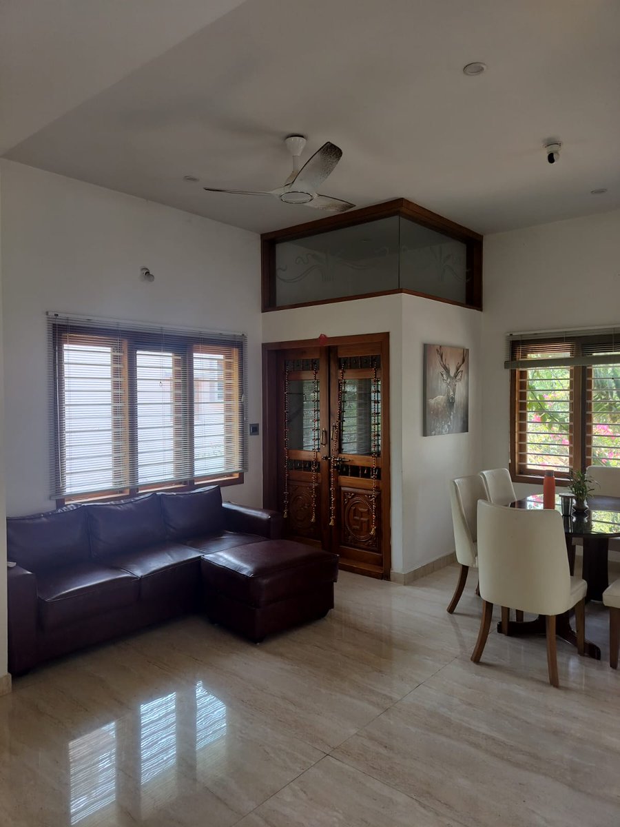 0xjitukamble's tweet photo. For Rent: Fully-Furnished 4 BHK Villa in  (Listed by Owner - platform fees applied)

A spacious, fully-furnished independent villa, ideal for families looking for room to spread out

✨ Highlights

4 BHK villa, 3 bathrooms, fully furnished
Parking, balcony, WiFi
Air conditioning, power backup
Security / CCTV

📍 Location: Odion the woods of east, Choodasandra

💰 Rent: ₹85,000/month

DM for more details 

or book a visit here -> https://t.co/pjnE0G7wHa