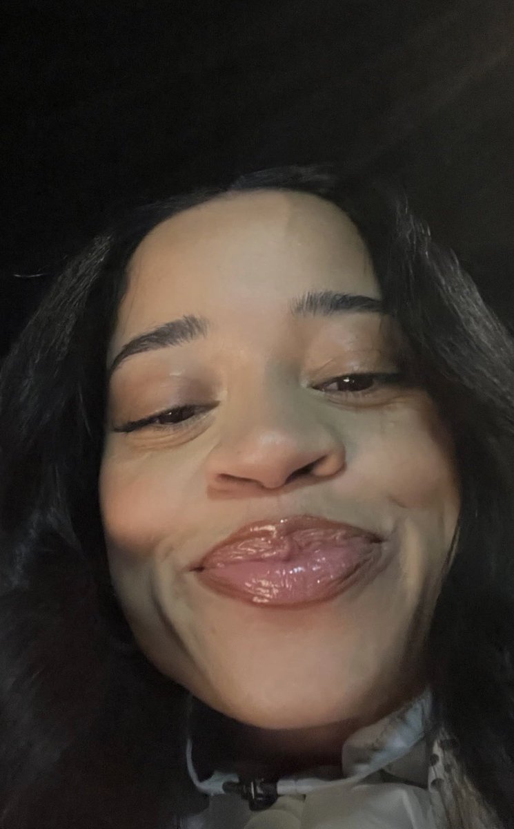 wavecheckers's tweet photo. Ella Mai is flawless ✨ https://t.co/hsu1ZWZXqI