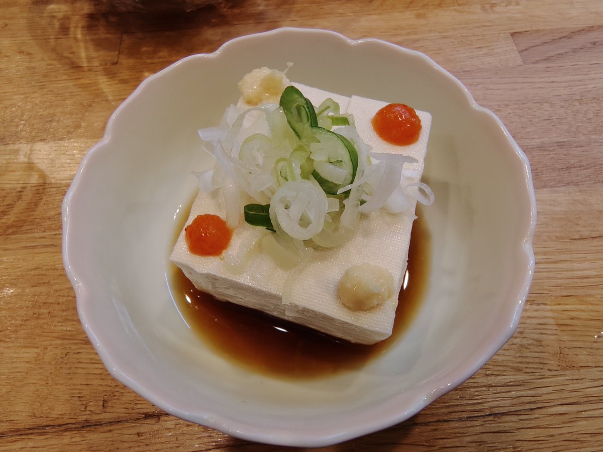 basil0408's tweet photo. 必勝軒のラーメンと裏メニュー今日も美味しかった。
#必勝軒 https://t.co/xSl3Dlqhb4