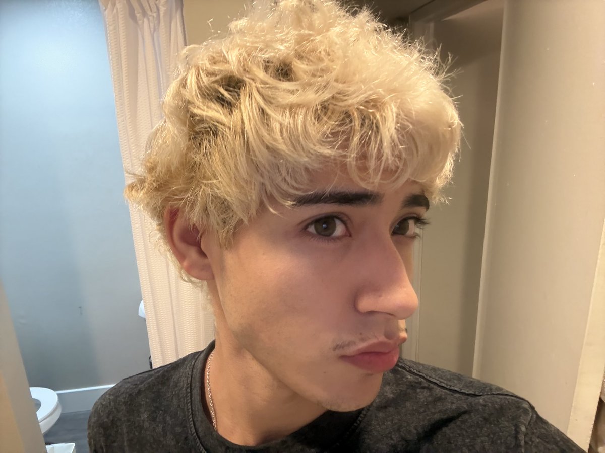 XyoKyle tweet picture