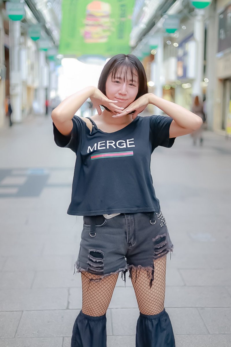TMHK1211's tweet photo. 2026.7.5
宇都宮タイフェスティバル
オリオンスクエア
YJCダンススタジオ
物販撮影
ちゃーこさん②
また🍜話しましょ
#YJCダンススタジオ
#YJCリーダー
#Chahko https://t.co/qWP2YlsHcY