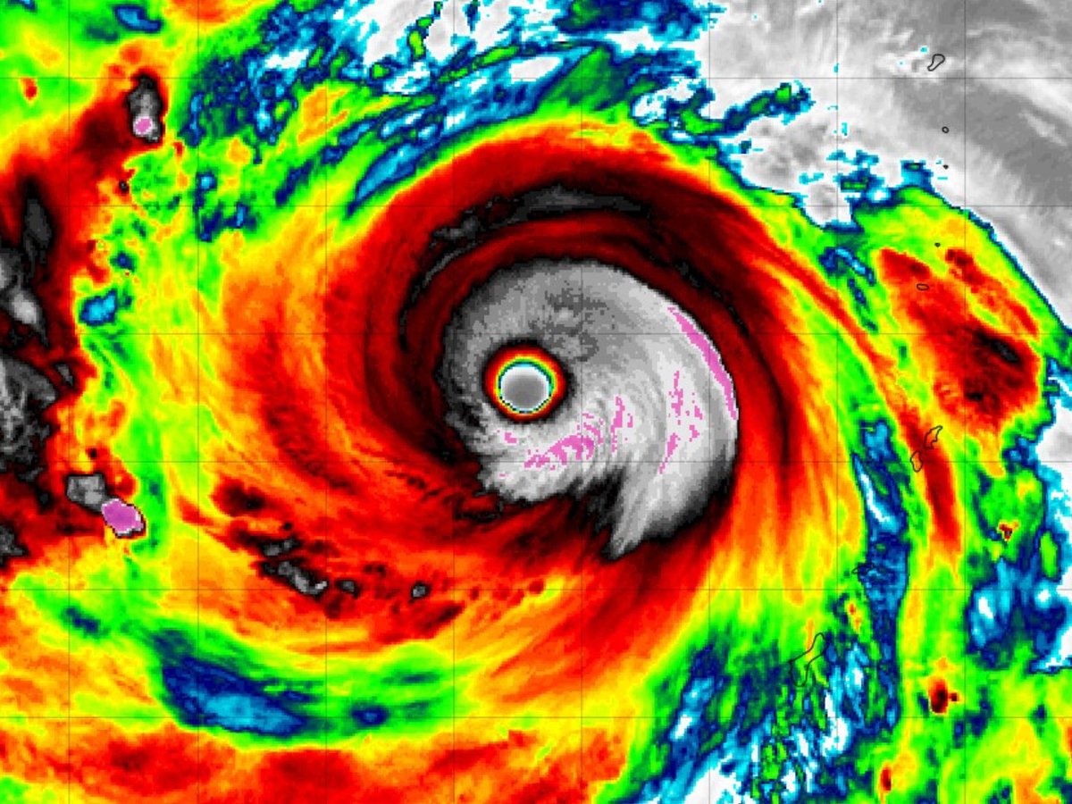 DsMark83339's tweet photo. After a devastating Category 5 landfall in Rota, Northern Mariana Islands yesterday. Super typhoon Bavi is moving away from the islands towards Taiwan and possibly Japan later in the week. 

For more updates download WeatherHub!

https://t.co/Chm7YWgJEN https://t.co/ktmfKNyZdT