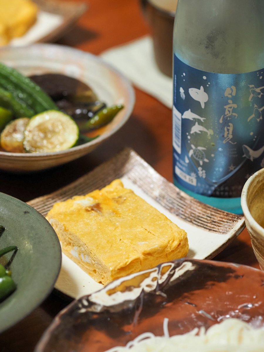 icosuke1515's tweet photo. 卯月製麺さんのひやむぎ
夏野菜の揚げ焼き浸し
キャベツと油揚げの煮物
だし巻き卵
トマトともずくの酢の物

#おうちごはん https://t.co/uk54zOZfG2