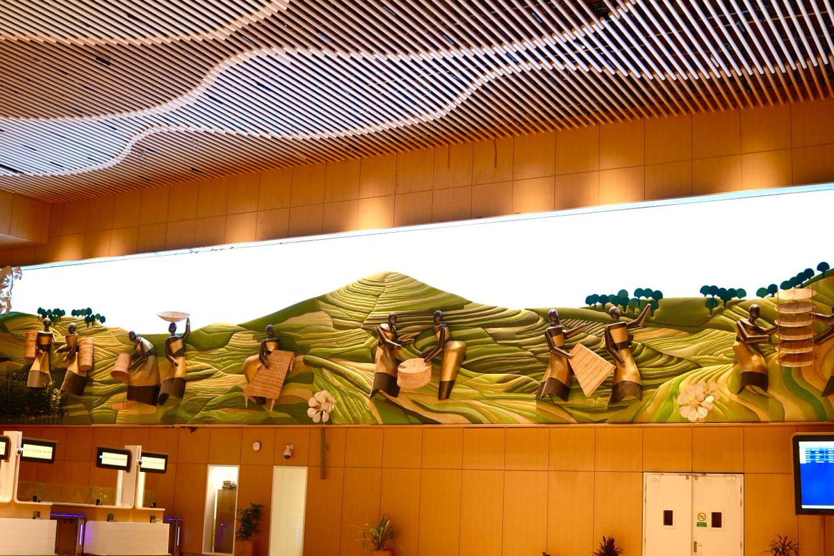himantabiswa's tweet photo. Not sure this airport is in which part of Asia. But this is our new Guwahati airport, the gateway to South East Asia. https://t.co/ky48Y1ZXWB
