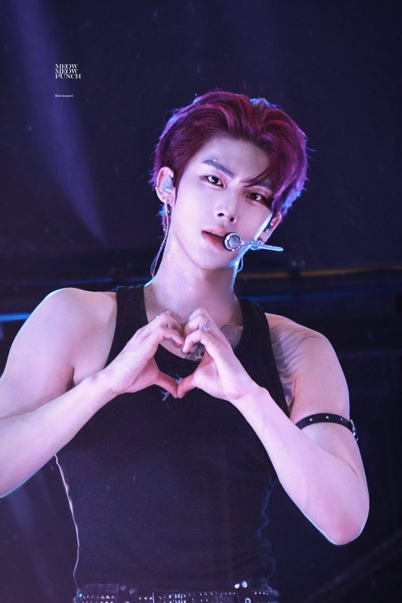 MEOWPUNCH0520's tweet photo. 260706 𝐇𝐐   

#𝓡𝓲𝓬𝓴𝔂 #리키 #沈泉锐 #リッキー 
#AND2BLE  #앤더블 https://t.co/VQmg1EKRHN