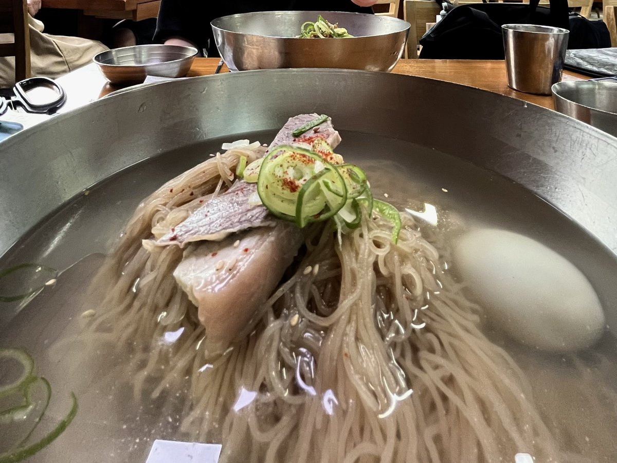gu619300's tweet photo. “복세평사”

복잡한
세상
평양냉면
사먹자. https://t.co/P6aotvBaMU