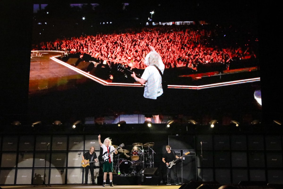 acdc's tweet photo. Autodromo Internazionale Enzo e Dino Ferrari, Imola, Italy, 20 July 2025 #PowerUpTour 📸 @ChristieGoodwin https://t.co/MXN0ok984e