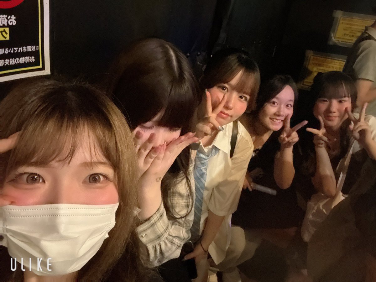 inoharamiiko's tweet photo. かわいい基礎生&amp;元基礎生たち♡
いつかアイドルになってステージ一緒に立ったり対バン被ろうね！ https://t.co/d7r312OKqf
