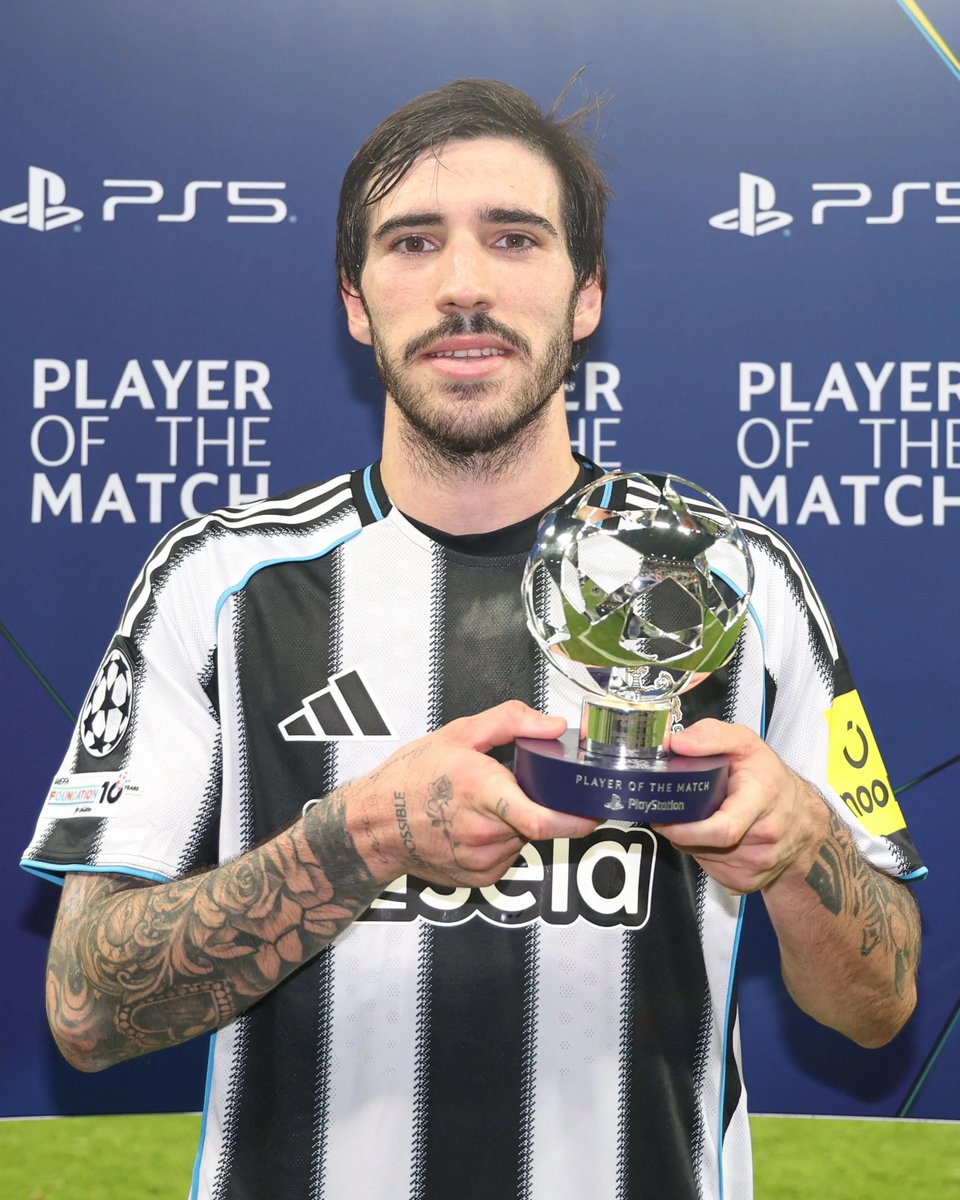 idnewcastle_'s tweet photo. Sandro Tonali resmi mengumumkan dirinya pensiun dari dunia sepak bola.

We thank Sandro for his contribution to the club and wish him well for the future. 🖤🤍 https://t.co/z4k0RD9tEe