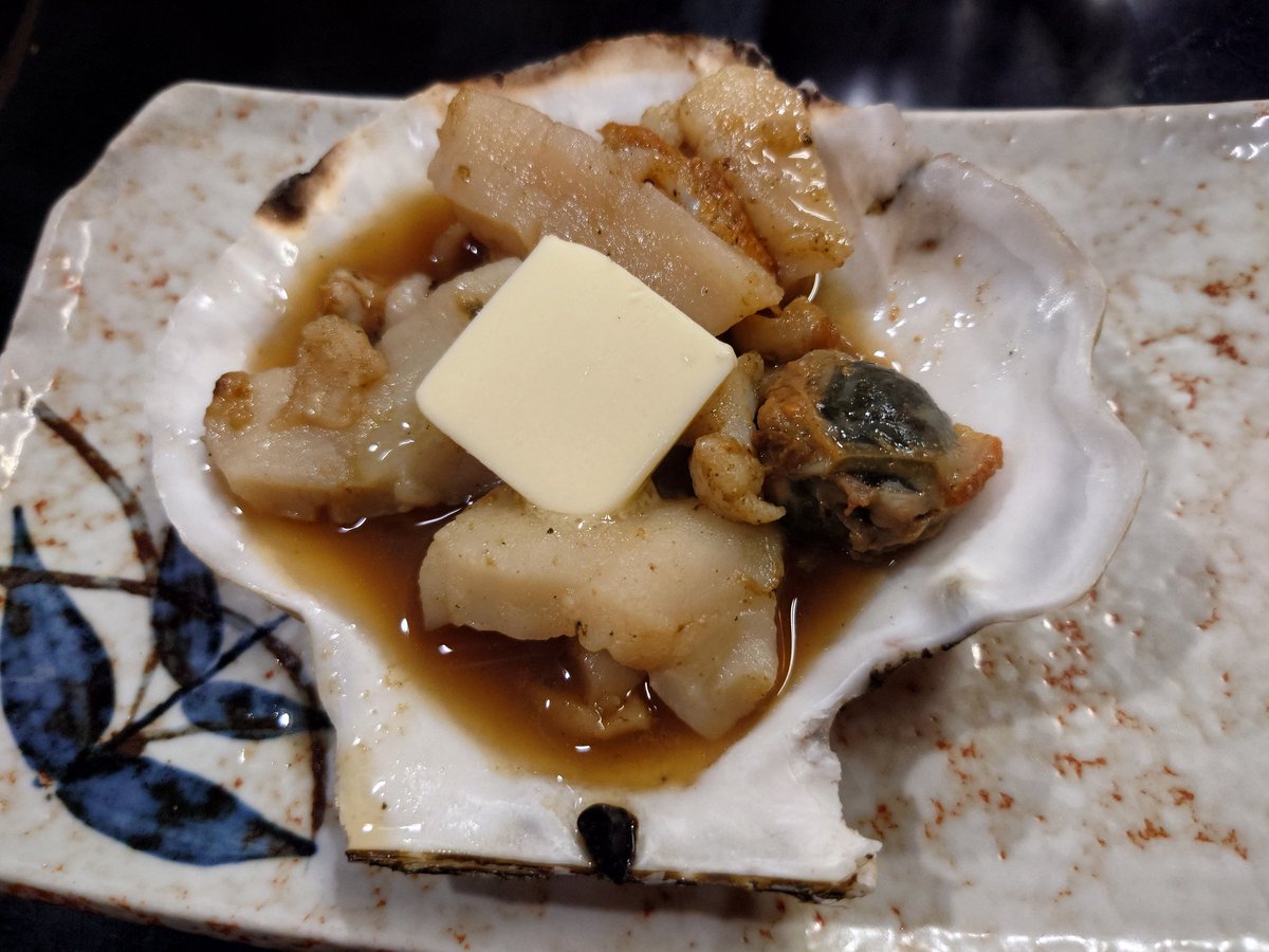 5shitei11's tweet photo. 食べまくり😋
尚私は生モノ食べれないので別のものを、、、 https://t.co/xcaY1dzock