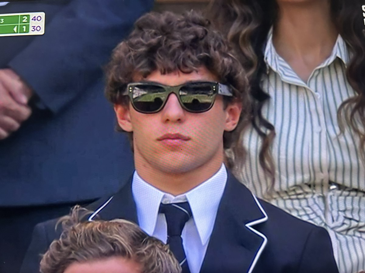 tj_canino's tweet photo. OMG KIMI ANTONELLI IS WATCHING THE EALA-PAOLINI MATCH! 😭🏎️#Wimbledon https://t.co/FM5oIjhqNV