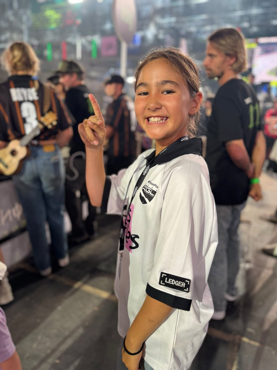 elliot_co's tweet photo. proud to unveil the collab between @Ledger &amp; MoonPay @XGames 🧑‍🍳 
#TeamLA https://t.co/x7Z8CpETwV