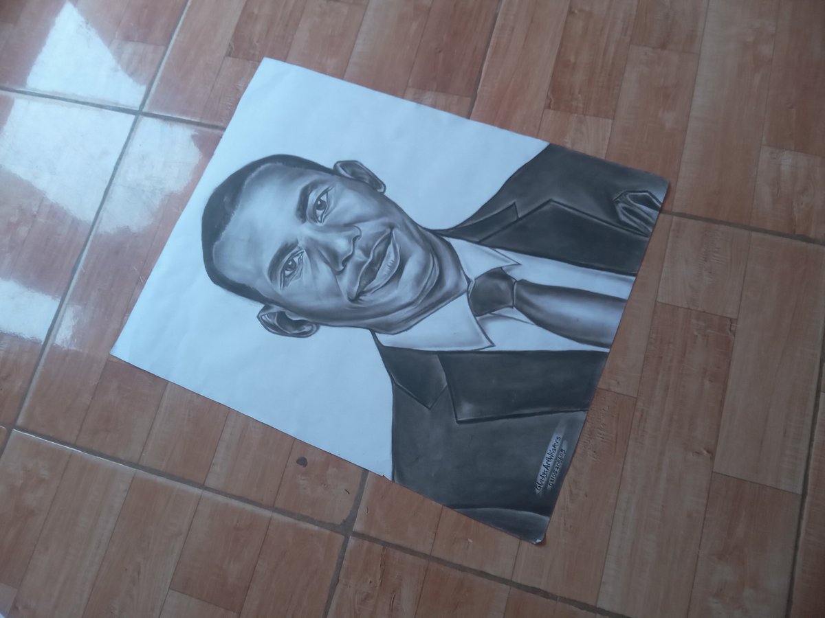 filibus243's tweet photo. @followers @trend @artlovers @softcharcoal The process guys https://t.co/L5k9HfvM89