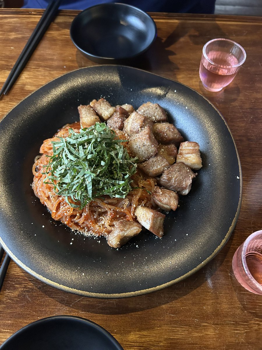 damdamism's tweet photo. 헤헤헿헿헤 월간베리 시작됐다!
오늘도 너무 재밌었고 진짜 맛도리 향연이었습니다ㅠ 이 추억을 지어먹으면서 7월 버텨ㅠㅠㅠㅠㅠㅠㅠ https://t.co/qKxdkflgwe