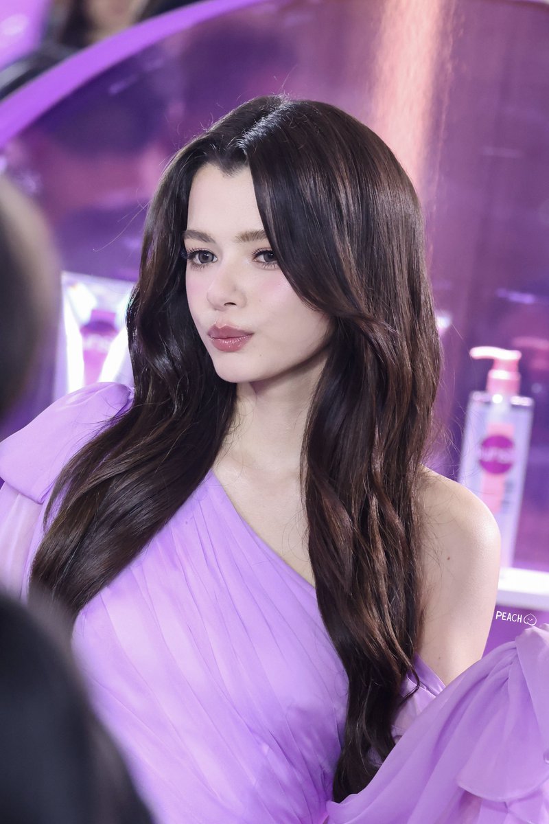 Beckys_Peach's tweet photo. I want to have both you and sunsilk ☺️

REBECCA X SUNSILK 
#BeckyxSunsilkBouncyBigHair
#SunsilkxBecky       #SunsilkThailand
#SunsilkBouncyBigHair 
#beckysangels‌ https://t.co/9CAgEXqOCp