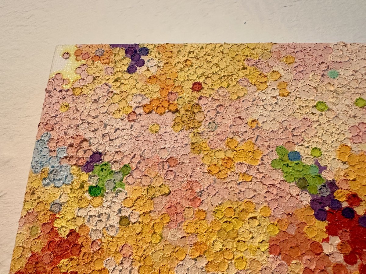 karakarakobo's tweet photo. 展示作業している時からこの作品はカクテルで言えばファジーネーブルだな、と思っていました。
季節のフレッシュの桃をたっぷり使った桃とオレンジのカクテルファジーネーブルはじまりました🍑🍊

https://t.co/A0M7T4ha1A

#内海聖史 #現代美術 #ファジーネーブル 
#cocktails #art https://t.co/SUmFWm4KZ1