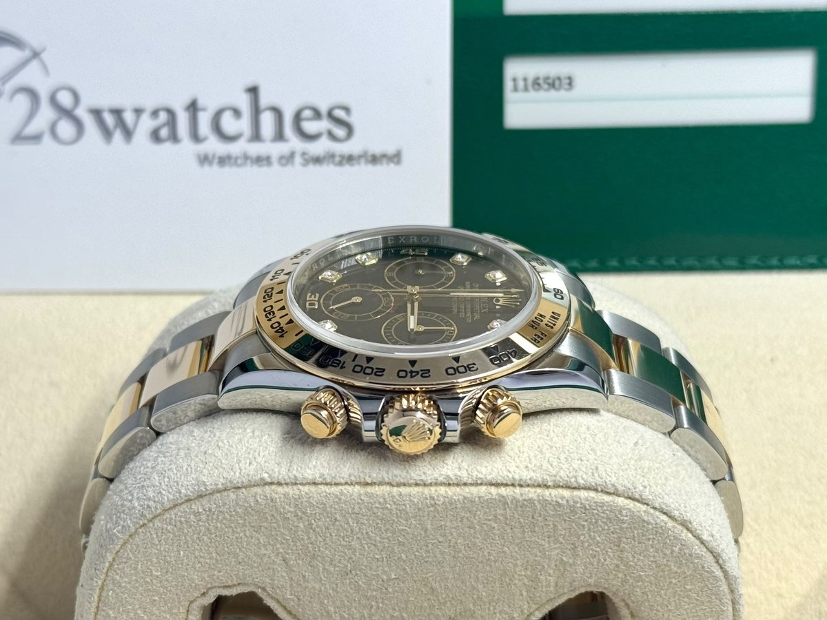 28Watches's tweet photo. Pre-owned Rolex Daytona 116503 - 28watches
[2018 40mm]

WhatsApp/Mobile: +852 6128 2828
Address: Shop G10B G/F Causeway Bay Plaza 1, Hong Kong
https://t.co/HQSYqeCF3C

#28Watches #Rolex #Daytona #116503 #T415512 https://t.co/xsdIRMiDhc