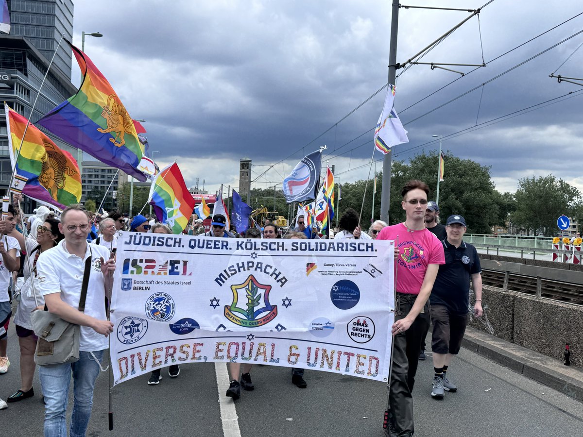 LoveGuerillero's tweet photo. #CSD #Köln #k0507
#QueerJews #EndJewhatered
#NoPrideInAntisemitism #ColognePride https://t.co/HrLPYJpXrk
