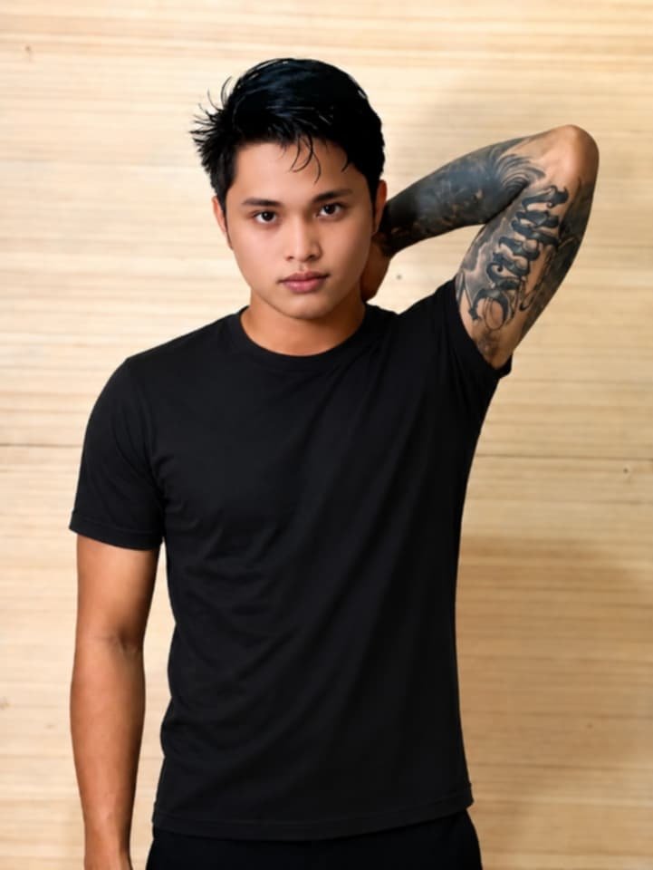 VCabuhayan's tweet photo. Available for home and hotel service 
Vince https://t.co/XhAJdpBuLq