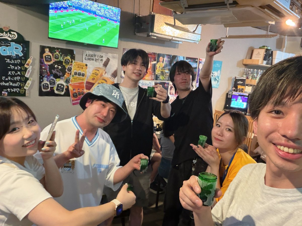 Obit_otsuka's tweet photo. 7月6日(月)O-bit大塚18時～翌朝5時まで元気に営業いたします！

昨日はスペシャルDAY“柴田 豊和プロ”&“森本 舞香プロ"の1日W店長DAYにたくさんのご来店ありがとうございました‼️
皆様のお陰で大盛り上がりの1日になりました💫
次回の店長DAYもお楽しみに‼️

さて、本日はイベントもなくまったりスタート😌
みんなでのびのびダーツしませんか🌟

そして、7月から新フードメニューを追加しました🍽
軽いおつまみからしっかり食べられるメインまで‼️
新メニュー大好評で嬉しい限りです🥰
まだの方もぜひ食べてみてください😉

毎月恒例!
6/30発売の『NEW DARTS LIFE Vol.19』を、ご来店いただいた皆さまへ無料プレゼント🎁✨️
残りわずかとなりましたのでお早めに🏃‍♂️ᯓ

まだまだ継続中🍻
“Bully's池袋⇄O-bit大塚ハシゴキャンペーン”
各店の同日のレシート持参で2杯目以降のドリンクを1杯サービス‼︎🧾👏

本日はゆうな、すぐる、めぐみで皆様のご来店をお待ちしておりますᐕ)ﾉ