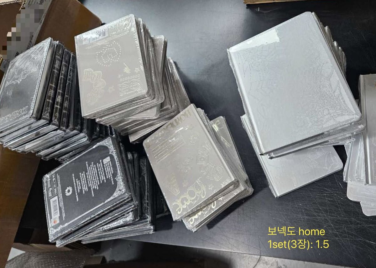 suby_stuffs's tweet photo. ALBUM BND HOME X SELLKOR

• Standard Ver - 150.000 dp 50.000

✅Bersih Ina
📌RANDOM LIST PRIO
❌Exc ship local dibagi rata
📆CLOSE TBA https://t.co/3824idAxAL