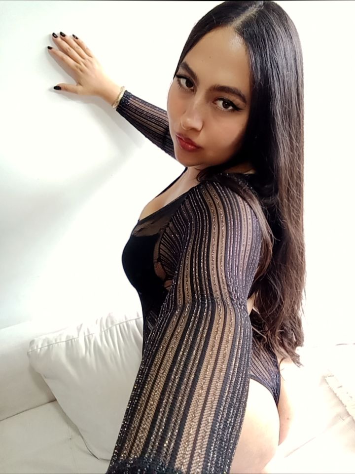 Adriviva6's tweet photo. Is that mermaid enough for you? https://t.co/yDJa0TXuJW