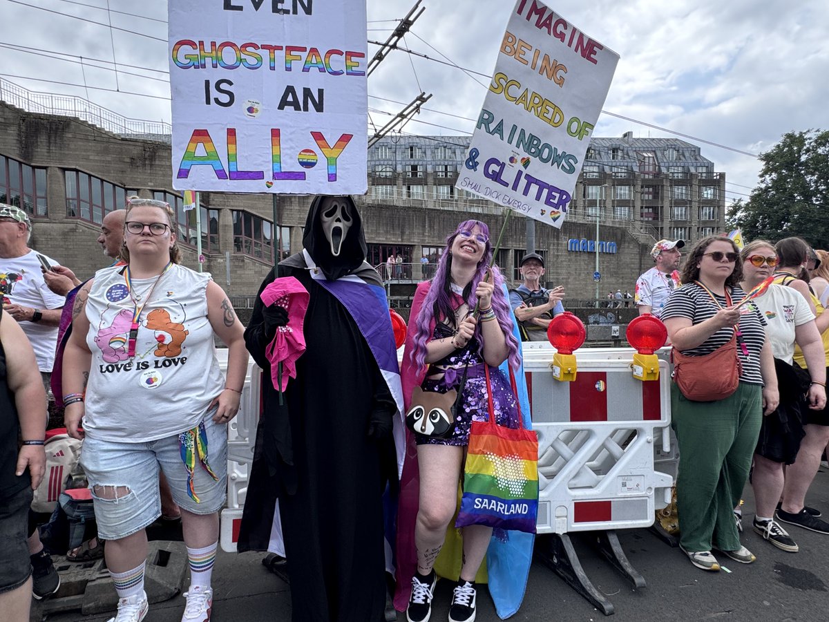 LoveGuerillero's tweet photo. #CSD #Köln #k0507
#QueerJews #EndJewhatered
#NoPrideInAntisemitism #ColognePride https://t.co/hpSrwLMrwg