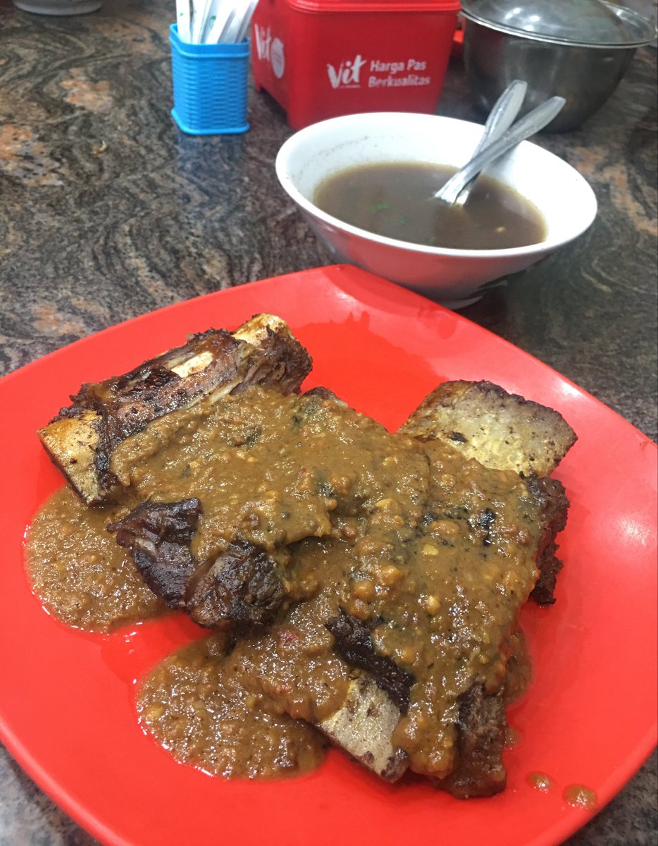 ccinamoen's tweet photo. akhirnya nyobain konro jg🥹 https://t.co/EOSMZupsz6