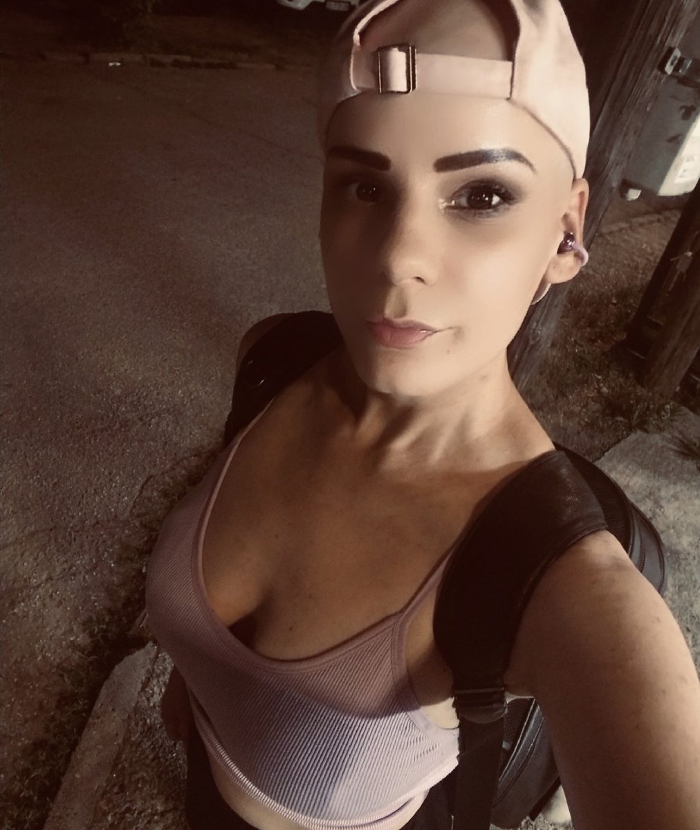 milabezkrila's tweet photo. Sinoć šetam ulicom, slušam muziku i razmišljam "Sta ako magnetna ne bude ok, pa opet sve nanovo..."

Kao da sam znala da će stići nalaz danas...

NALAZ JE ČIST I NEMA RECIDIVA 💪❤️

Hvala ljudi na velikoj podršci koja je izuzetno bitna u takvim periodima ❣️❣️❣️❣️❣️❣️❣️ https://t.co/JFTISBHpQO