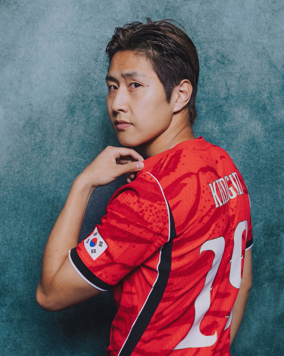javihermelo's tweet photo. 𝐄𝐋 𝐌𝐔𝐍𝐃𝐈𝐀𝐋 𝐃𝐄 𝐊𝐀𝐍𝐆 𝐈𝐍 𝐋𝐄𝐄

🇰🇷 Analizamos la participación individual del inminente fichaje del Atlético de Madrid

🔍 ¿Qué puede aportar? Repasamos las principales características ofensivas que ha mostrado con Corea del Sur

🧵¡Dentro hilo! https://t.co/siCmHjahqi