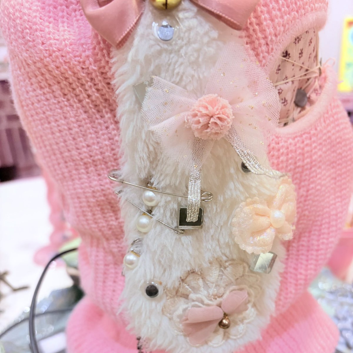 coiltheory's tweet photo. Signed an exclusive merchandising contract with Heavens army now all the guardian angelbunnies will be wearing official COIL uniforms 🤍🐰🎀 https://t.co/s7pMgJCZH8
