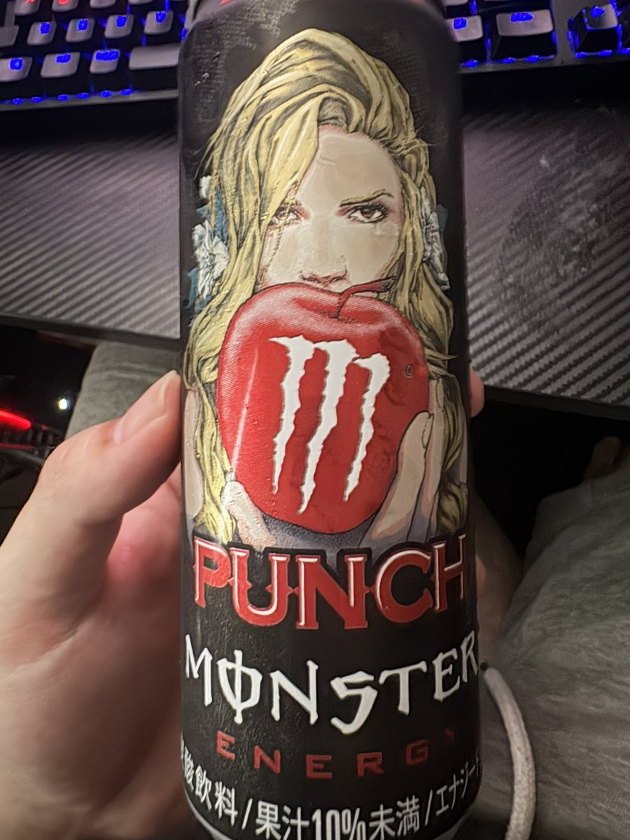 deramiPAISEN's tweet photo. 毎日モンエナ人間でらパイがバッドアップルを飲む https://t.co/7M5utvYke4