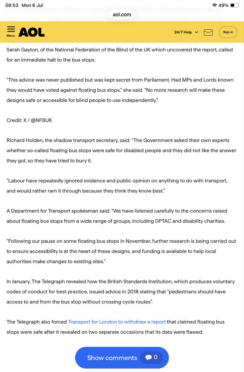 Simoncitizen's tweet photo. @NFBUK @LJRyder16 @RicHolden @LordPeterHendy @simonlightwood @Heidi_Labour Originally #FloatingBusStops were designed to stop #Cyclists overtaking #Buses. Simple #Cyclists should give way to buses and never overtake them. #DoNotTakeOnTheBus https://t.co/88lBhXCG99