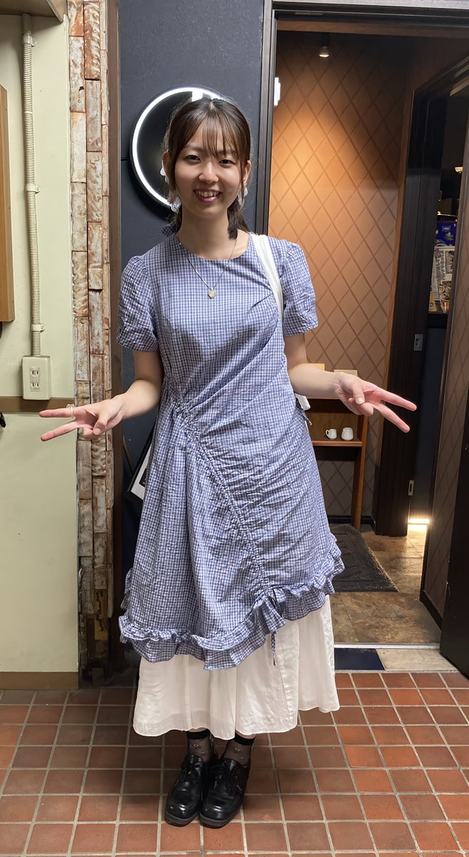 PioS8011's tweet photo. まいなすぬくもり さん
2026/7/5 保谷セラヴィ

ライブで聴ける弾き語り、各々の曲の斬新感が素晴らしい
『君ってもしかして』『髪色がおなじ』『相溶かす』はふだん聴き慣れている感じとは絶妙な違いがいい
『酔えないロック』は感情表現が素敵
『地球探索ひとり』はCD販売中
貴重なライブありがとう https://t.co/T5mzwlgb74