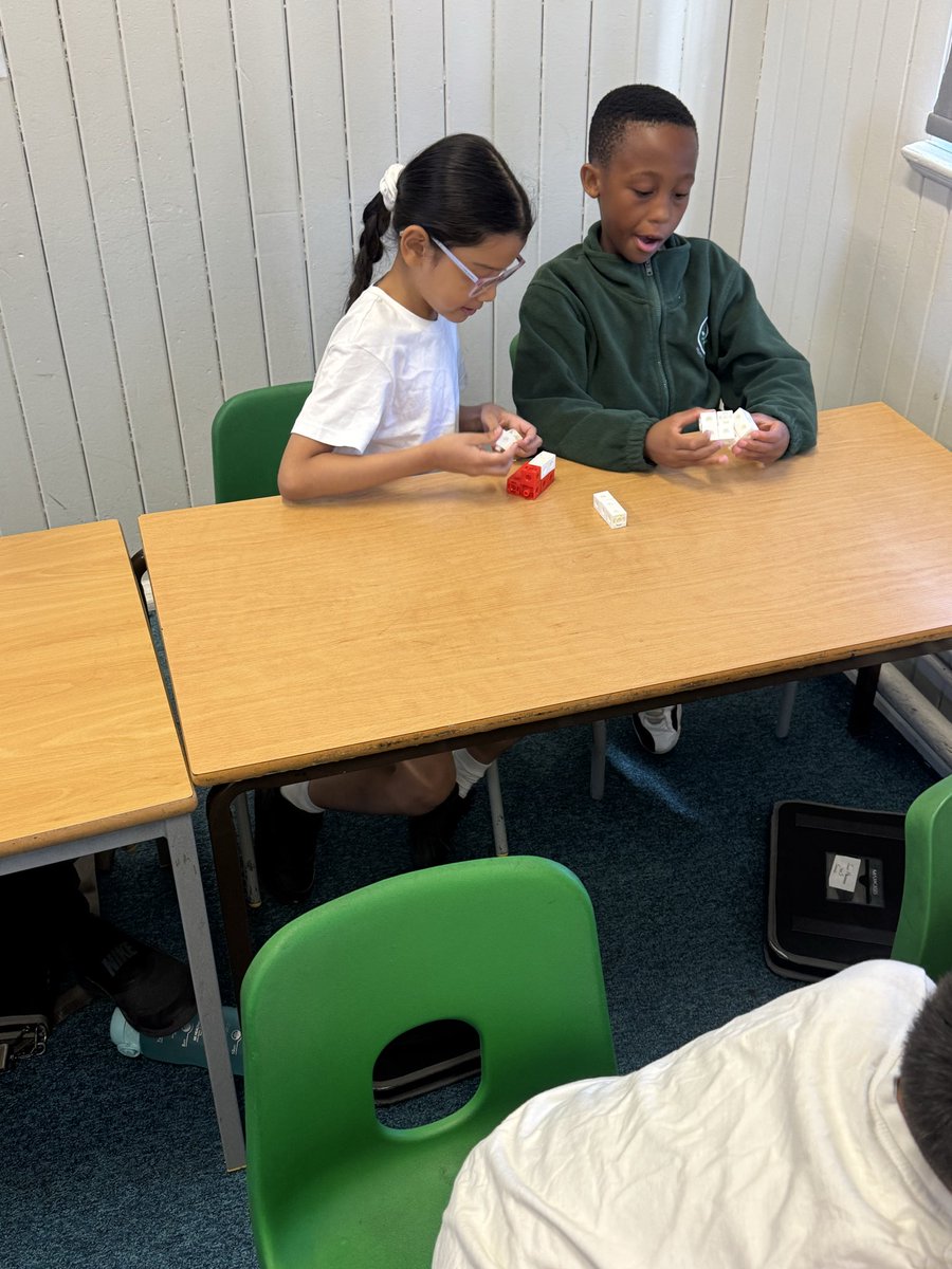 ManorParkSchSM1's tweet photo. Today in Maths, Year 3 explored 3D shape using blocks! We made cubes and cuboids, and began to understand how volume of shapes would be measured! We realised that 3D shapes have a length, a width and a height #MPPAMaths https://t.co/ZdGBRWmpkl
