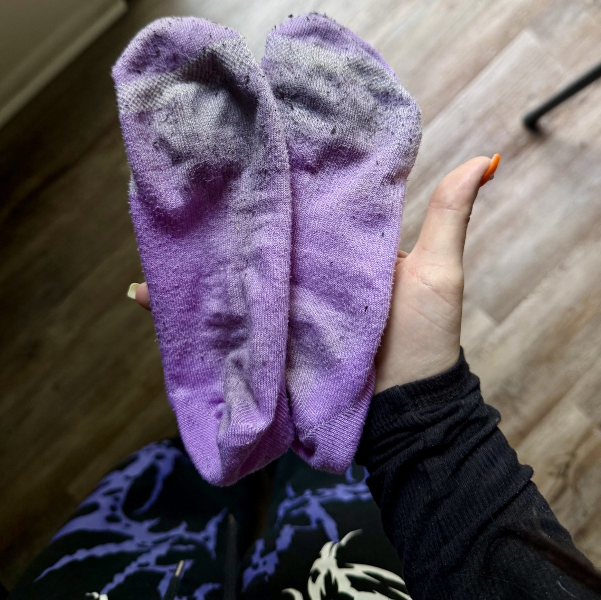 lexiegrll's tweet photo. Store item SOLD! Stinky Collab Socks 🛍️ Get yours ➡️ https://t.co/fQyoTPFVwy #MVSales @manyvids https://t.co/M0PZDGtCQv