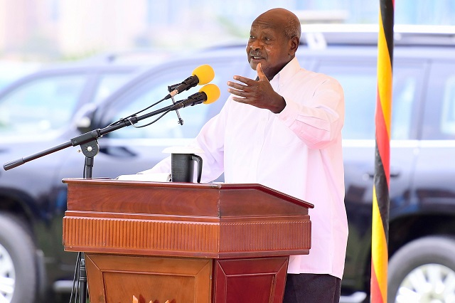 brinah_baby's tweet photo. Through government sponsorship programs, President Yoweri Museveni ensured that many underprivileged children had access to excellent education and could realize their aspirations. #WhyUgDecidedM7 https://t.co/aMsiWsyWWT