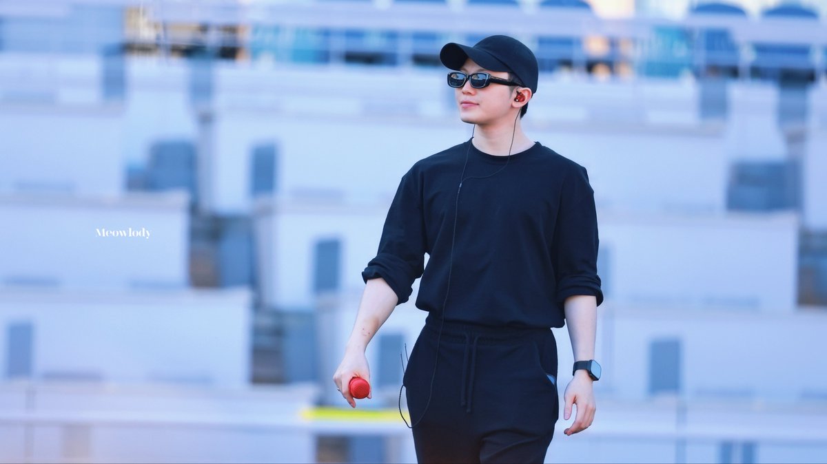 Meowlody_17's tweet photo. 241012

D-251
이번주도 같이 힘내봅시다🫳🏻

#우지 #WOOZI #세븐틴 
#SEVENTEEN #이지훈 #ウジ https://t.co/4U0XANIaeV