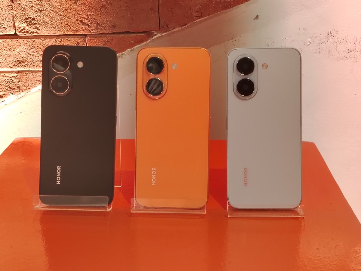 PhilITOrg's tweet photo. Up to two-days of full mobile phone usage at @Honorglobal @HONORPHL X7e, with 7500mAh battery and 45W SuperCharge, for only ₱14,999 and limited-time offer of ₱9,999 at Shopee, Lazada, and TikTok Shop. #HONORX7e #AllDayPower | via @Catch2T8 https://t.co/2brs2W5iNw