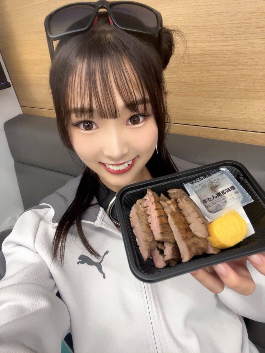 r_u_i_0110's tweet photo. おつるい〜✋

昨日はたくさん美味しい物食べれて幸せだった〜😋
今日も朝からお仕事も頑張った!!!
みんなもお疲れ様🍵

 #いいなと思ったらRPといいね https://t.co/ZBkplvNYbB