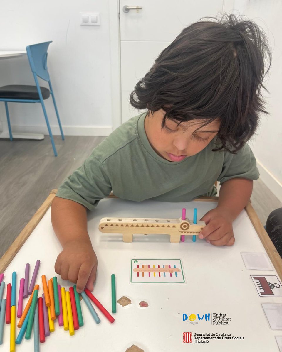 DOWNTARRAGONA's tweet photo. 📚Cada infant aprèn al seu ritme, i això és el que fa únic el seu procés.

Al nostre servei de reforç pedagògic oferim un acompanyament personalitzat.

Amb el suport del Departament de Drets Socials i Inclusió @dsocialscat

#reforç #downTGN https://t.co/NMSbtc4LH4