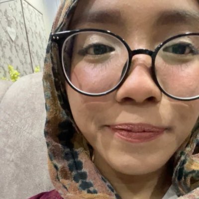 ainabeepo's tweet photo. #NewProfilePic https://t.co/e2N6HcaJ3J